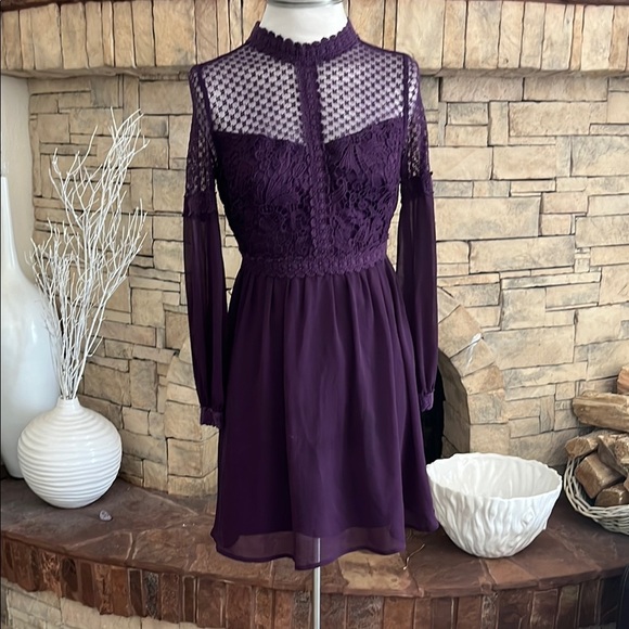 Vintage Looking Purple Xhilaration Lace Dress Size S - Picture 1 of 6